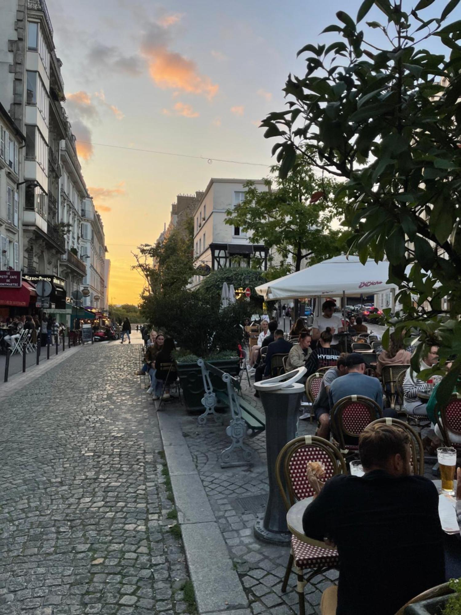 Appartamento Montmartre Cosy Parigi Esterno foto