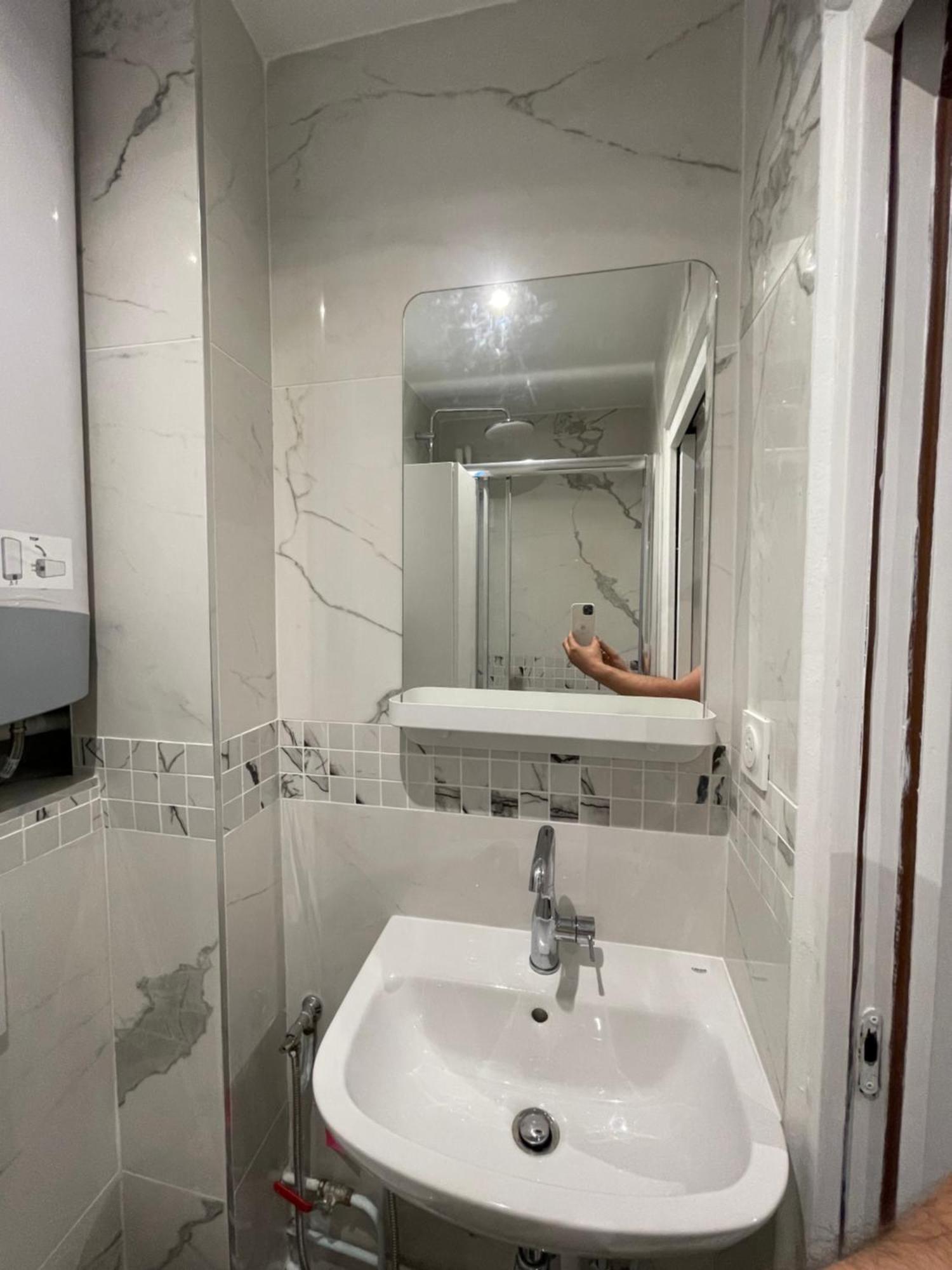 Appartamento Montmartre Cosy Parigi Esterno foto